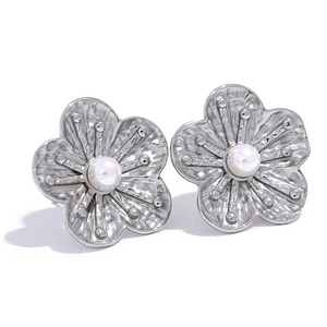 Open image in slideshow, FLOWER EARRINGS
